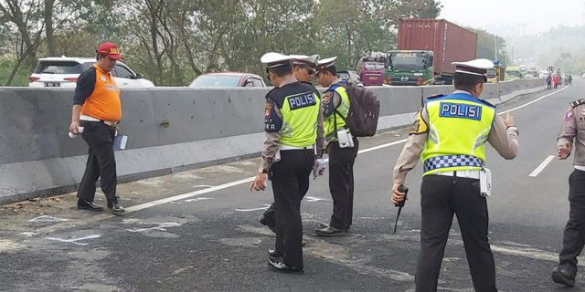 7800 Koleksi Foto Penampakan Di Kecelakaan Tol Cipularang HD Terbaru