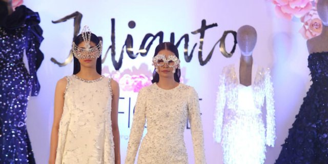 Gaun Desainer Indonesia Sihir New York Fashion Week
