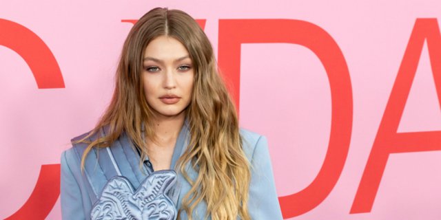 Aksi Berani Gigi Hadid Usir Model Palsu Di Paris Fashion