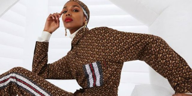 Rumah Mode Burberry Gandeng Model Berhijab Pertama dari Somalia