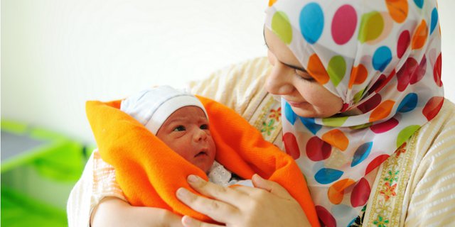 6 Hal yang Harus Diketahui Saat Memotong Kuku Bayi