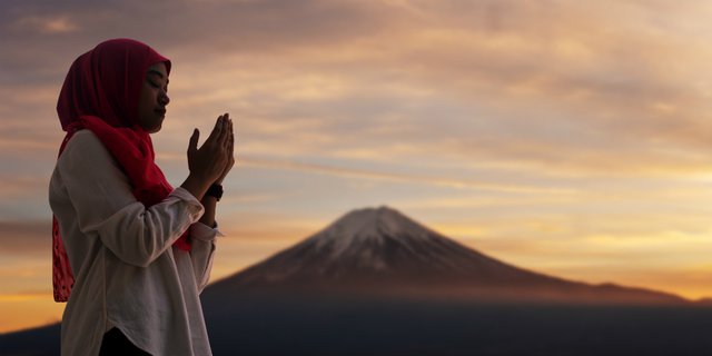 Doa Saat Menyaksikan Langit Mendung