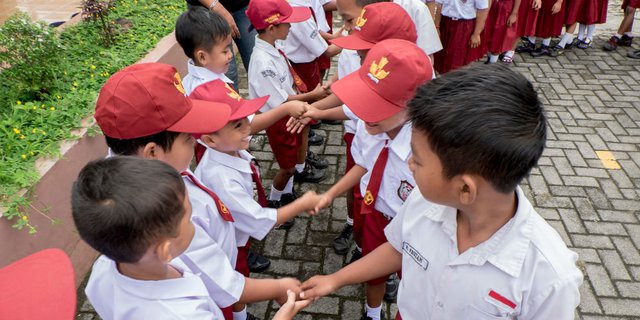 Hasil PISA, Skor Membaca dan Sains Anak Indonesia Sangat Rendah