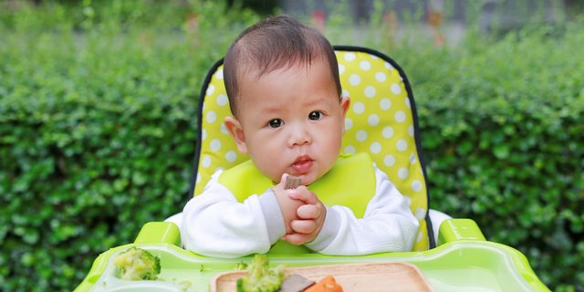 4 Sumber Nutrisi Penting untuk Bayi Hingga Usia 2 Tahun