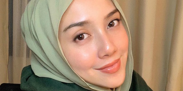 Dulunya Ompong, Hijaber Ini Dibully Habis-habisan