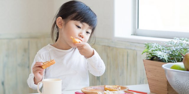 4 Penyebab Anak Selalu Lapar Sepanjang Waktu