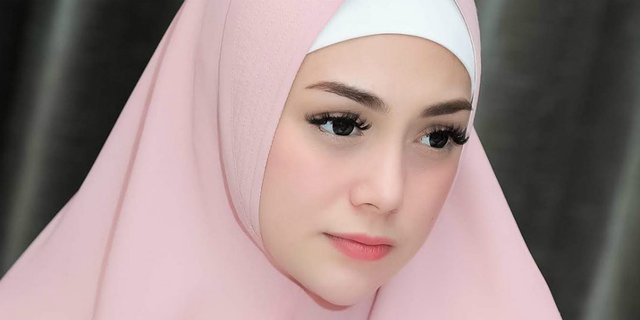 Cantik Berhijab, 3 Artis Ini Sering Disangka Sudah Mualaf