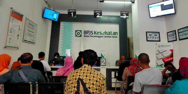 Deretan `Hadiah`Hari Ini: Kenaikan Iuran BPJS hingga Larangan Kantong Plastik