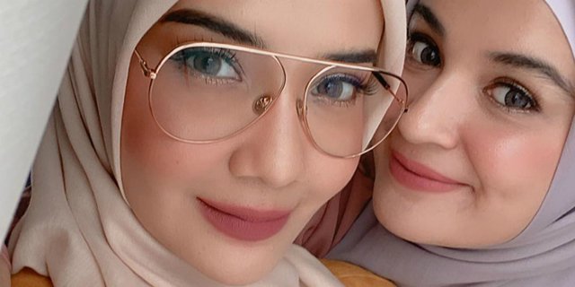 Cantik Bak Saudari Kembar, Intip Pesona Shireen dan Zaskia Sungkar