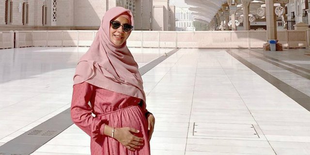 Gaya Hijab Paula Verhoeven Dikritik, Baju yang Dipakai Seharga Motor