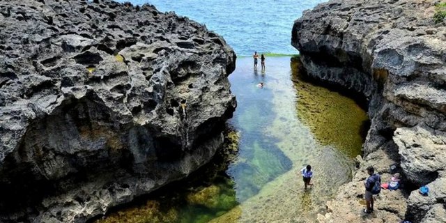 Kecantikan Menenangkan Angel's Billabong, Surga Tersembunyi Pulau Dewata