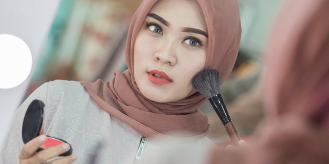 Tips Menggunakan Makeup Pada Kulit Kering