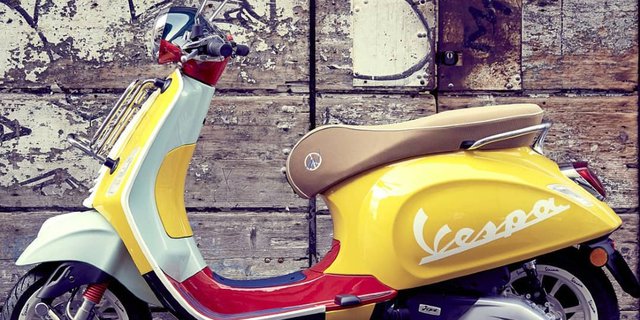 Vespa Primavera Colorful Karya Sean Wotherspoon Mengaspal, Intip Harganya