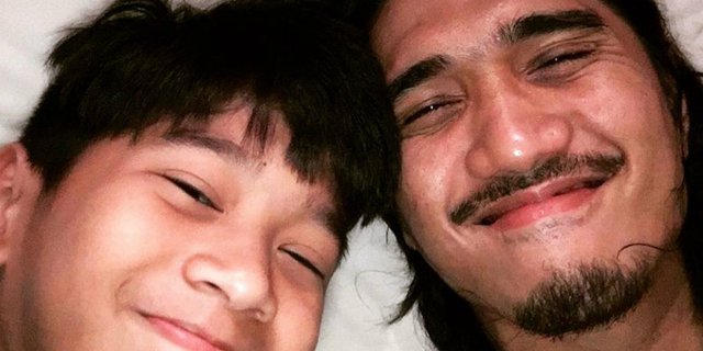 Potret Putra Duta 'SO7' Beranjak Remaja, Sang Ayah Kalah Ganteng