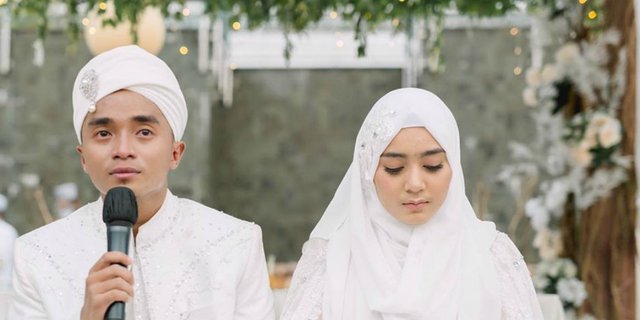Sultan Banget! Suvenir Pernikahan Taqy Malik Emas Batangan
