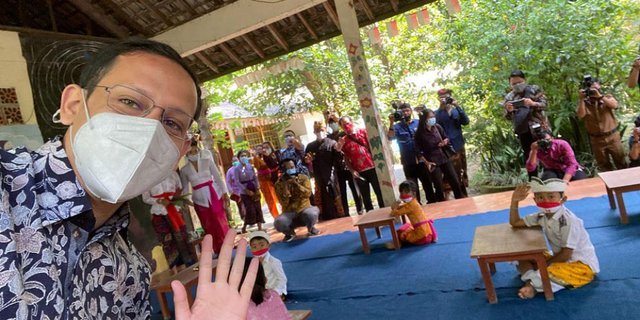 Tengok Sekolah di Bali Saat Pandemi, Nadiem Bebaskan Cara Belajar