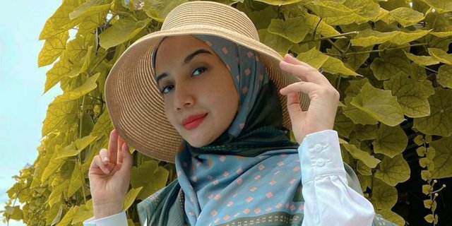 Potret Cantik Zaskia Sungkar Babymoon di Bali