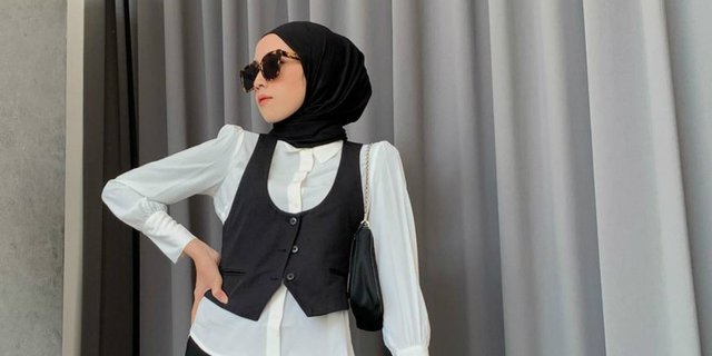Jadi Tren 2021, Ini Padu Padan Hijab dan Vest Klasik