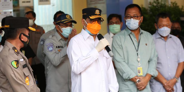 Menhub Pantau Proses Identifikasi Korban Sriwijaya di RS Polri