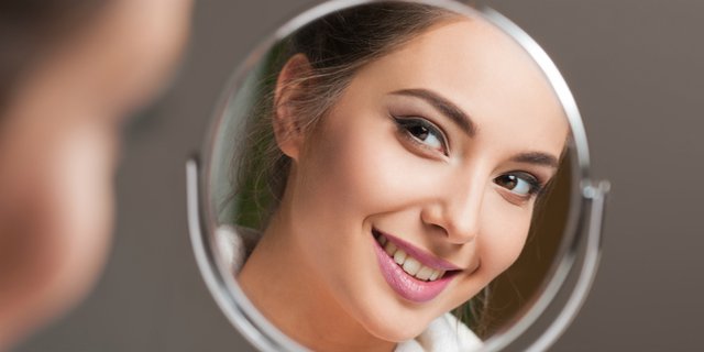 Ingin Kulit Glowing Natural? Lakukan Hal Ini Secara Rutin