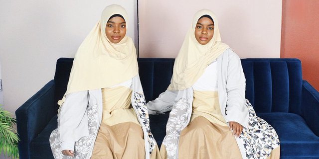 3 Tampilan Swag Rapper Muslimah Kembar, Aint Afraid