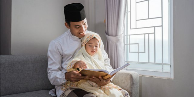 Tiru Cara Nabi Muhammad Bahagiakan Anak-anak Kecil