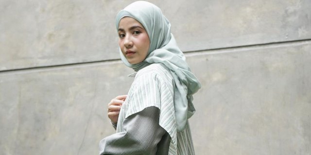 OOTD Hijab Modis ala Natasha Rizky