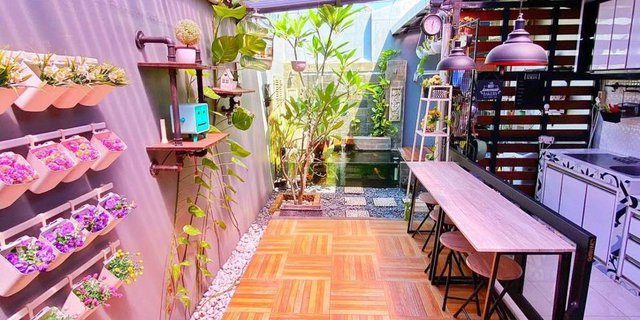 Ide Bikin Tempat Nongkrong ala Cafe di Belakang Rumah
