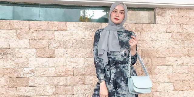 OOTD Trendi Selebgram Shania Indriani di Supermarket