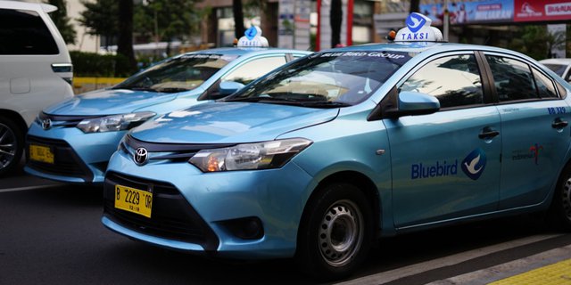 Cara Blue Bird Cegah Penularan Covid-19 di Taksi