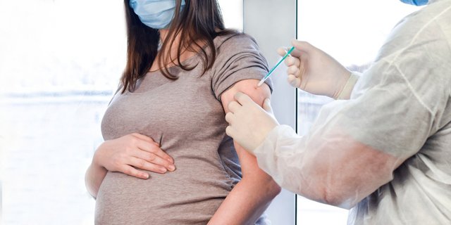 Amankah Vaksin Bagi Ibu Hamil?