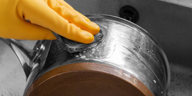 Cara Tepat Mencuci Perabot Dapur Berbahan Stainless Steel