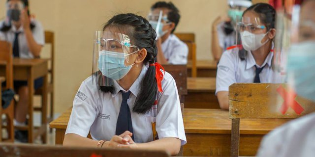 Bermunculan Kluster Covid-19 di Sekolah, Dokter Beri Kritikan Pedas