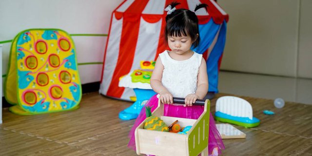 Bikin Si Kecil Sibuk dan Kreatif, Coba Buat Playroom di Sudut Rumah