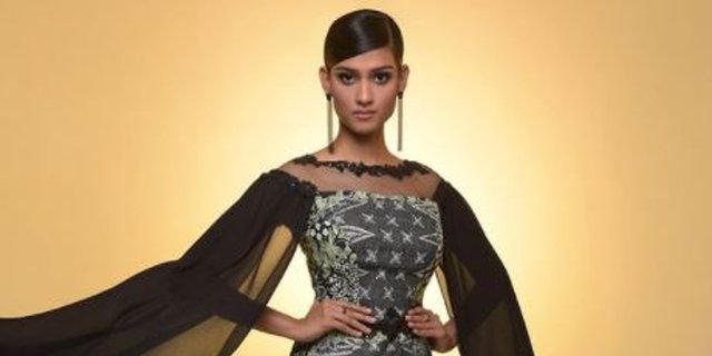 Sebut Batik dari Negaranya, Miss World Malaysia 'Diamuk' Warganet