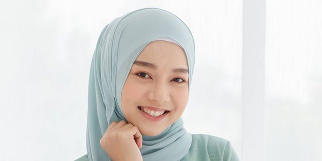 Pilihan Material Hijab Nyaman Saat Cuaca Panas