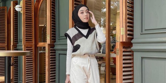 Inspirasi Outfit Hijab dengan Celana Corduroy