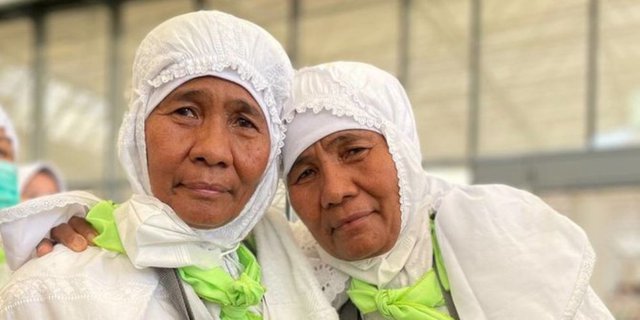 Kisah Mariano dan Mariana, Jemaah Haji Kembar Kompak Doa Minta Jodoh