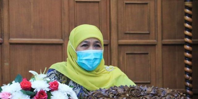 Daftar Haji Bareng Suami, Gubernur Khofifah Ungkap Kesedihan Berangkat ke Tanah Suci Cuma sama Anak