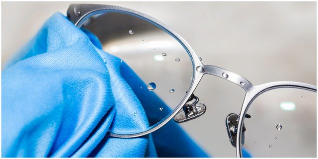 3 Hal Penting yang Perlu Dilakukan untuk Merawat Lensa Kacamata