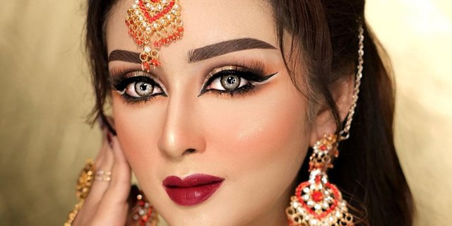 Mua Pamer Rias A Makeup India Wajah