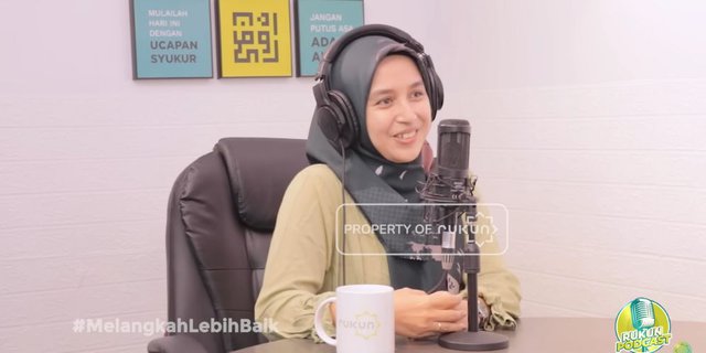 The Story of a Beautiful Woman Who Hated Islam and Became a Convert in 7 Days