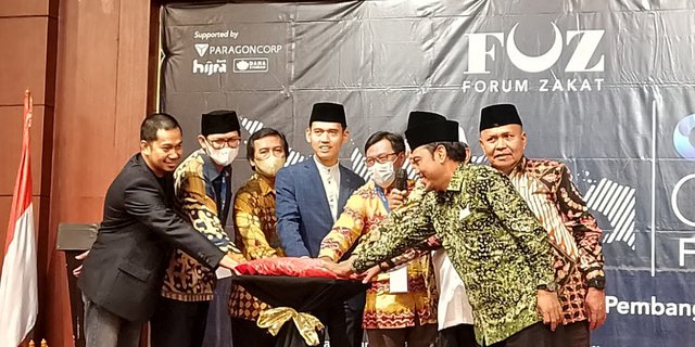 Indonesia's 2021 Zakat Collection Reaches Rp14 Trillion, Although its Potential is Rp327 Trillion