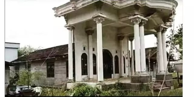 10 Potret Desain Rumah Teraneh yang Dijamin Sulit Kamu Jumpai, Bentuknya Bikin Terheran-Heran!