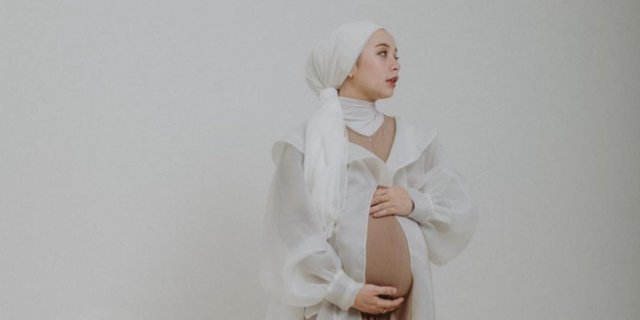 Intip Penampilan Joyagh Clean Saat Momen Maternity Shoot Anak