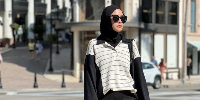 Zaskia Adya Mecca's Minimalist Style in the 'Desert'