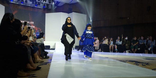 Children's Batik Fashion Designed with a Modern Touch