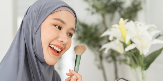 Harus Pakai Makeup Seharian? Pastikan Look Bertahan dengan Teknik Kontur