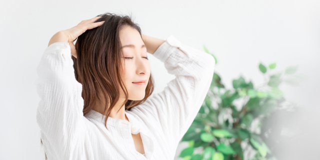 How to Massage the Scalp When Shampooing for Healthy Hair Growth