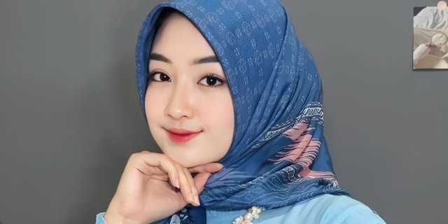 Simple Styling of Square Hijab Motif for Special Occasions